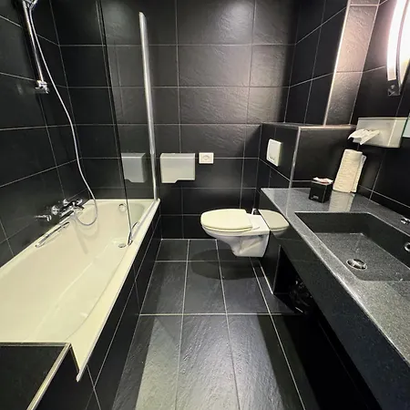 Hotel L'amandier 3*