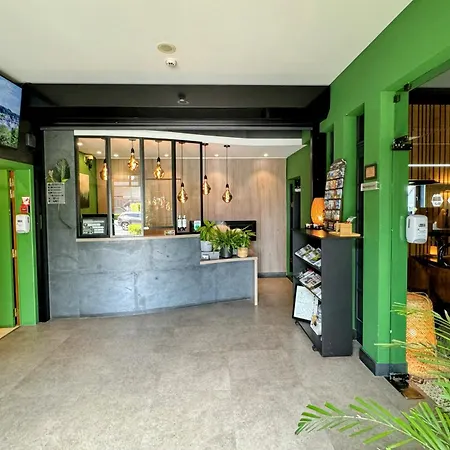 Hotel L'amandier 3*