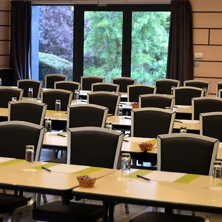 Hotel L'amandier Libramont-Chevigny