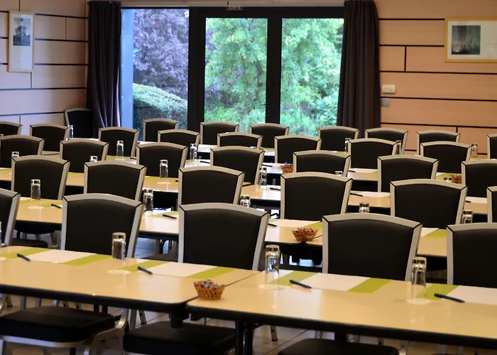 Hotel L'amandier Libramont-Chevigny