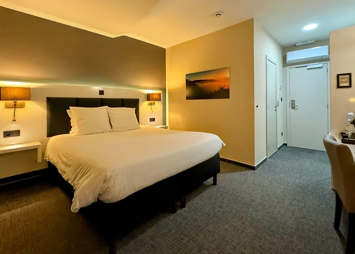 Hotel L'amandier Libramont-Chevigny